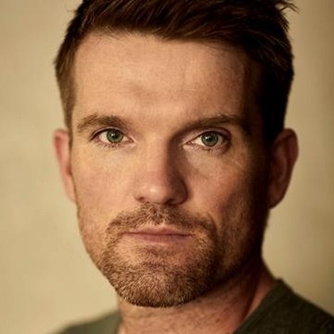 Dean Ashton