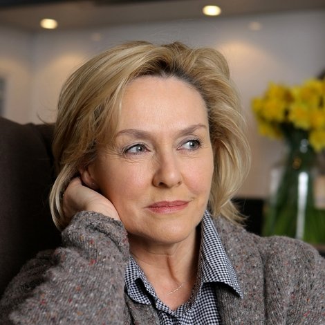Amanda Burton
