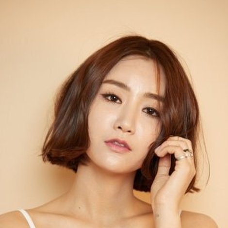 Kim Mi Woo