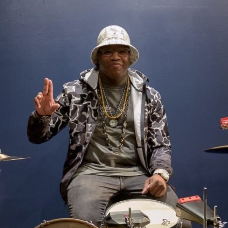 Daru Jones
