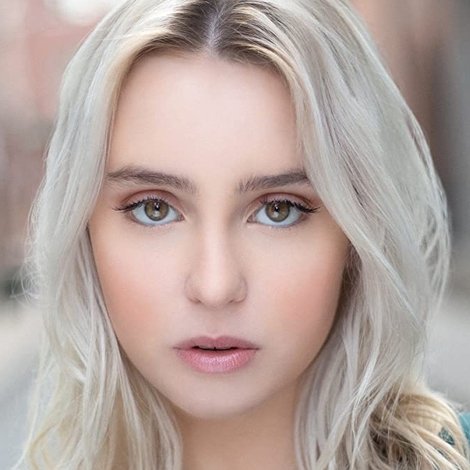 Annabelle Zasowski