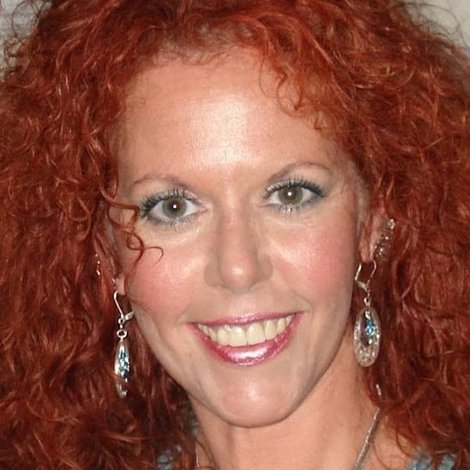 Jennifer Delora