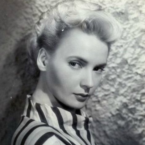 Elaine Aiken