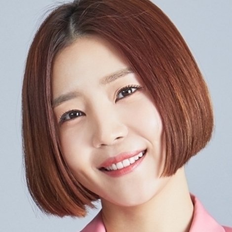Shin Da-eun