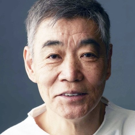 Akira Emoto