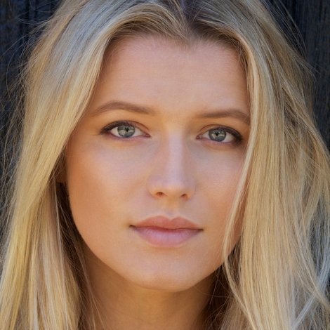 Lily Travers