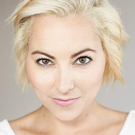 Nicki Burke