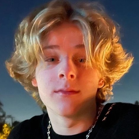 Lev Cameron