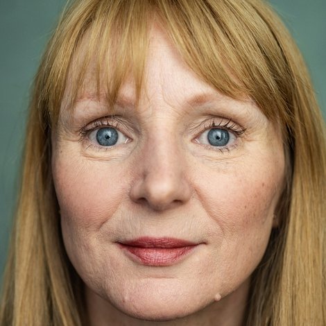 Joanne Dakin