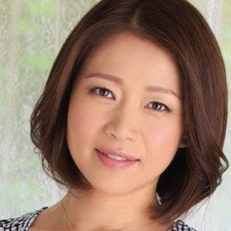 Maki Tomoda