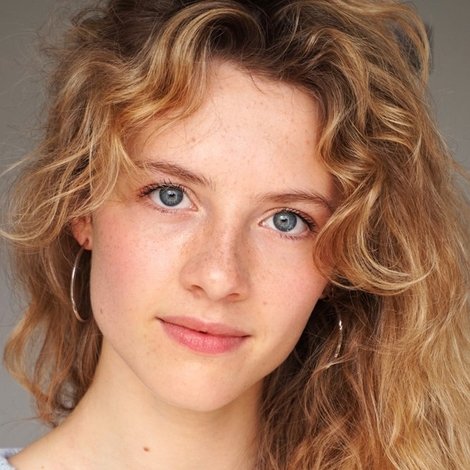 Maya Dory