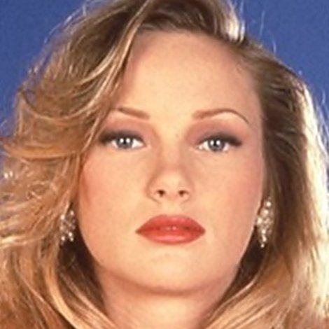 Roxanne Blaze