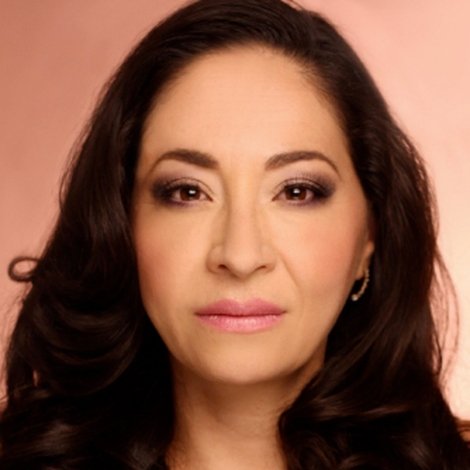 Angélica Lara