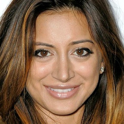 Noureen DeWulf