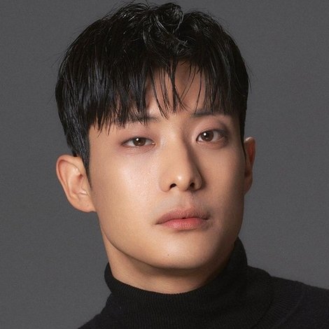 Lee Myeong-ro