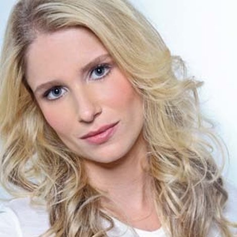 Júlia Lund