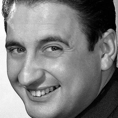 Bernie Winters