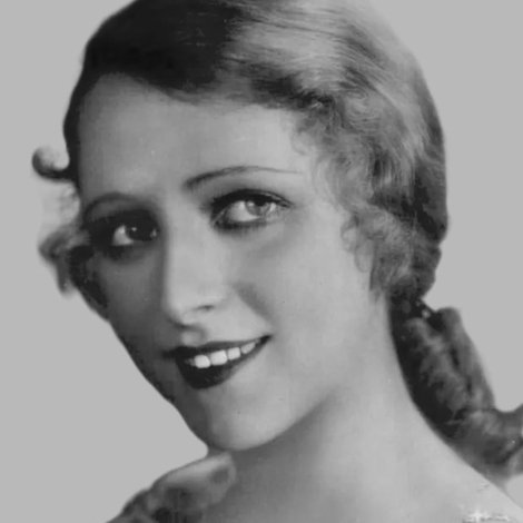 Evelyn Holt