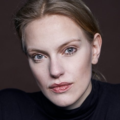 Julia Brand