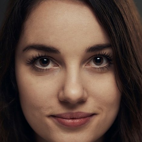 Chloƫ Culligan Crump