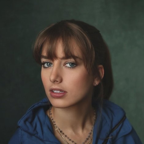 Zoe Brough