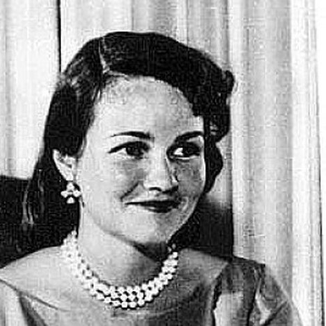 Carol Serling