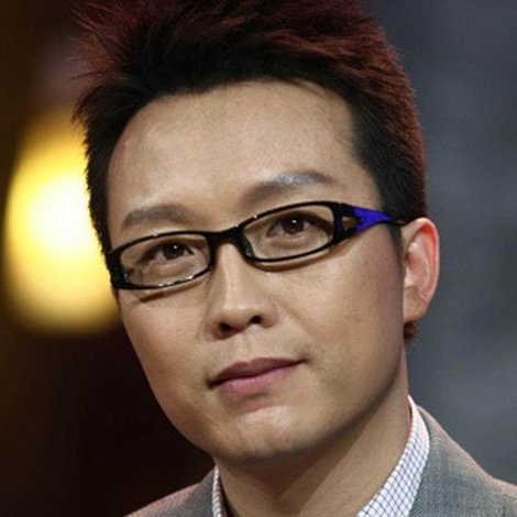 Yugang Li
