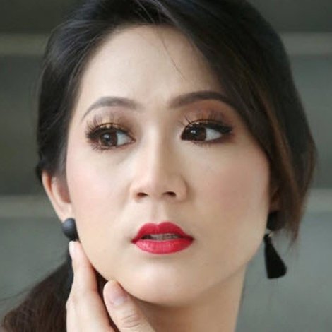 Lia Natalia