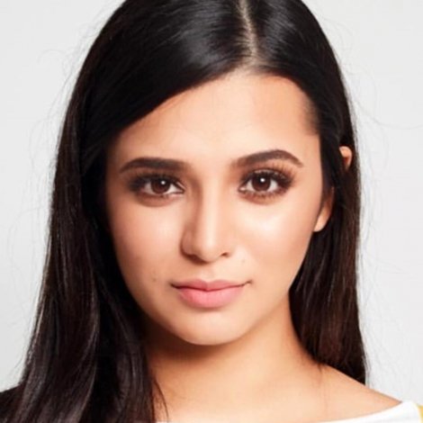 Neelofa