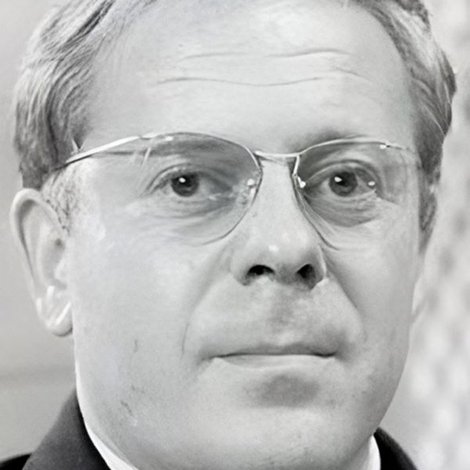 Aubrey Morris
