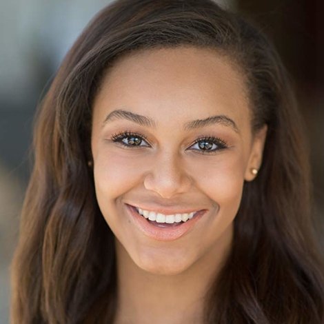 Nia Sioux