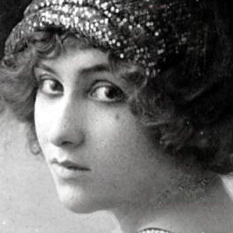 Lilian Greuze