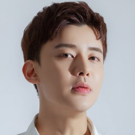 Seok-Jun Woo