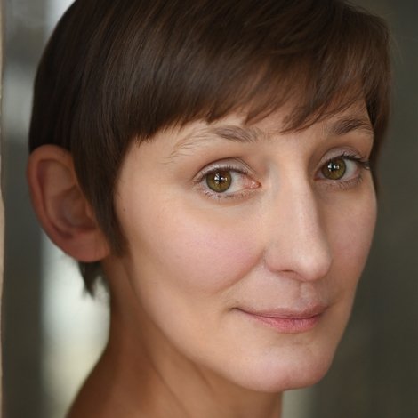 Laura Elphinstone