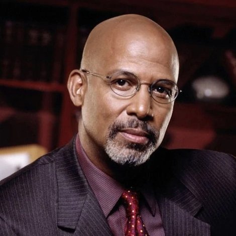 Michael Warren