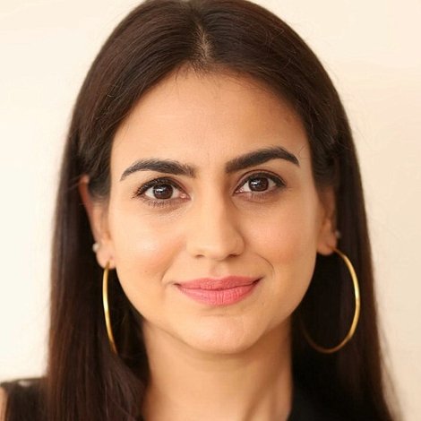 Aksha Pardasany