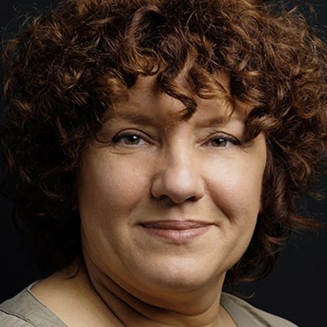 Ayşenil Şamlıoğlu