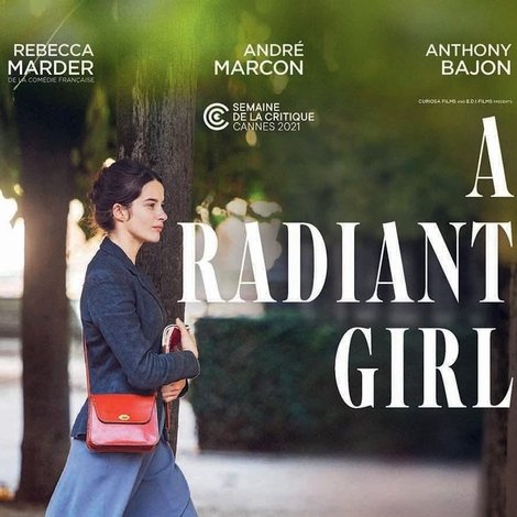 Une jeune fille qui va bien