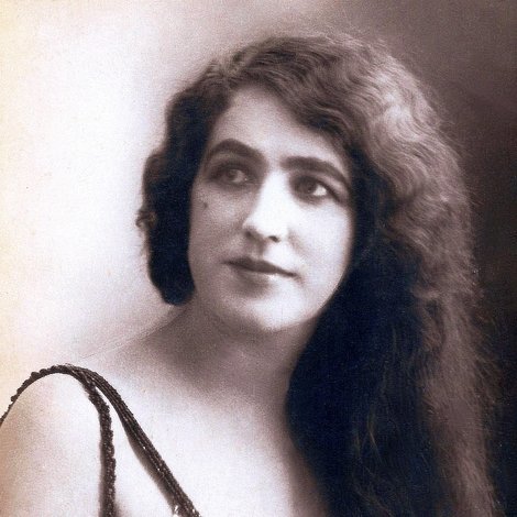 Maman poupée