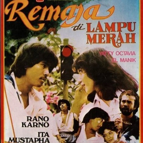 Remaja di Lampu Merah