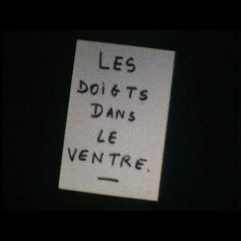 Les Doigts dans le ventre
