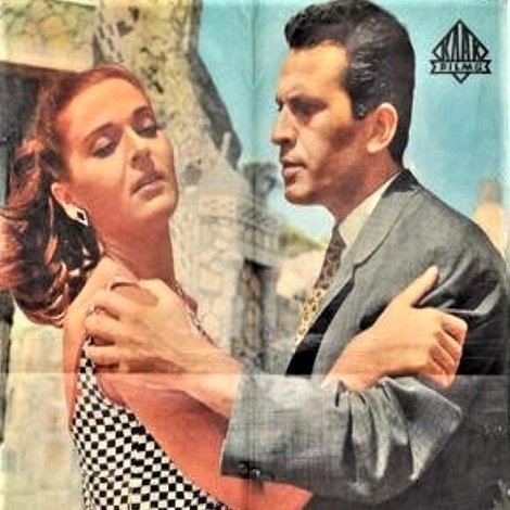 Έχω δικαίωμα να σ' αγαπώ