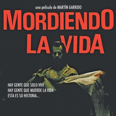 Mordiendo la vida