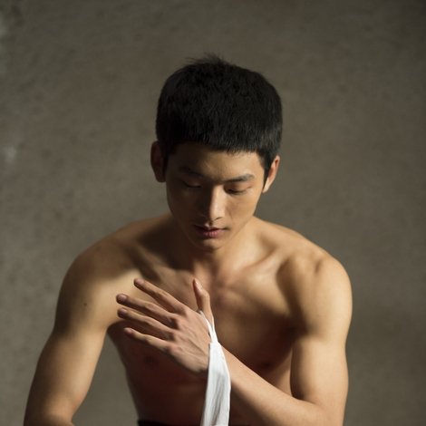 18세