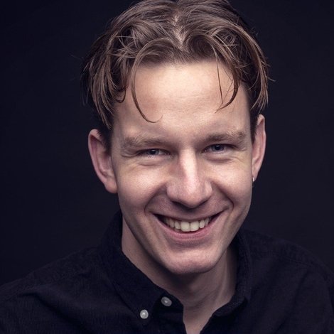 Simon Tang - Hele Molevitten