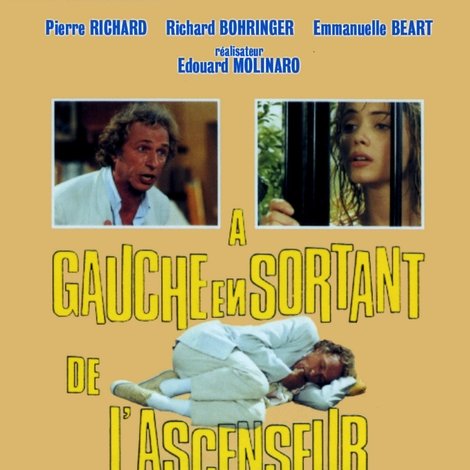 À gauche en sortant de l’ascenseur