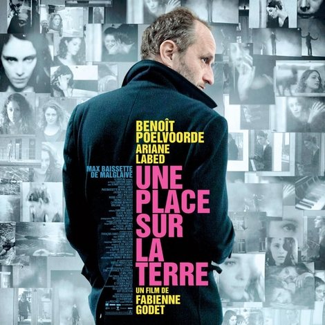 Une Place Sur La Terre