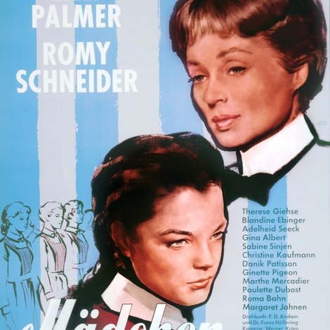 Mädchen in Uniform