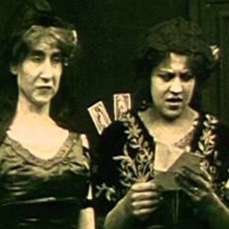 Cutey and the Chorus Girls
