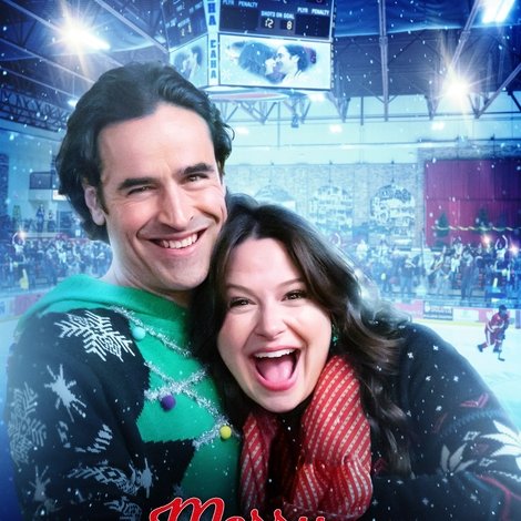Merry Kiss Cam